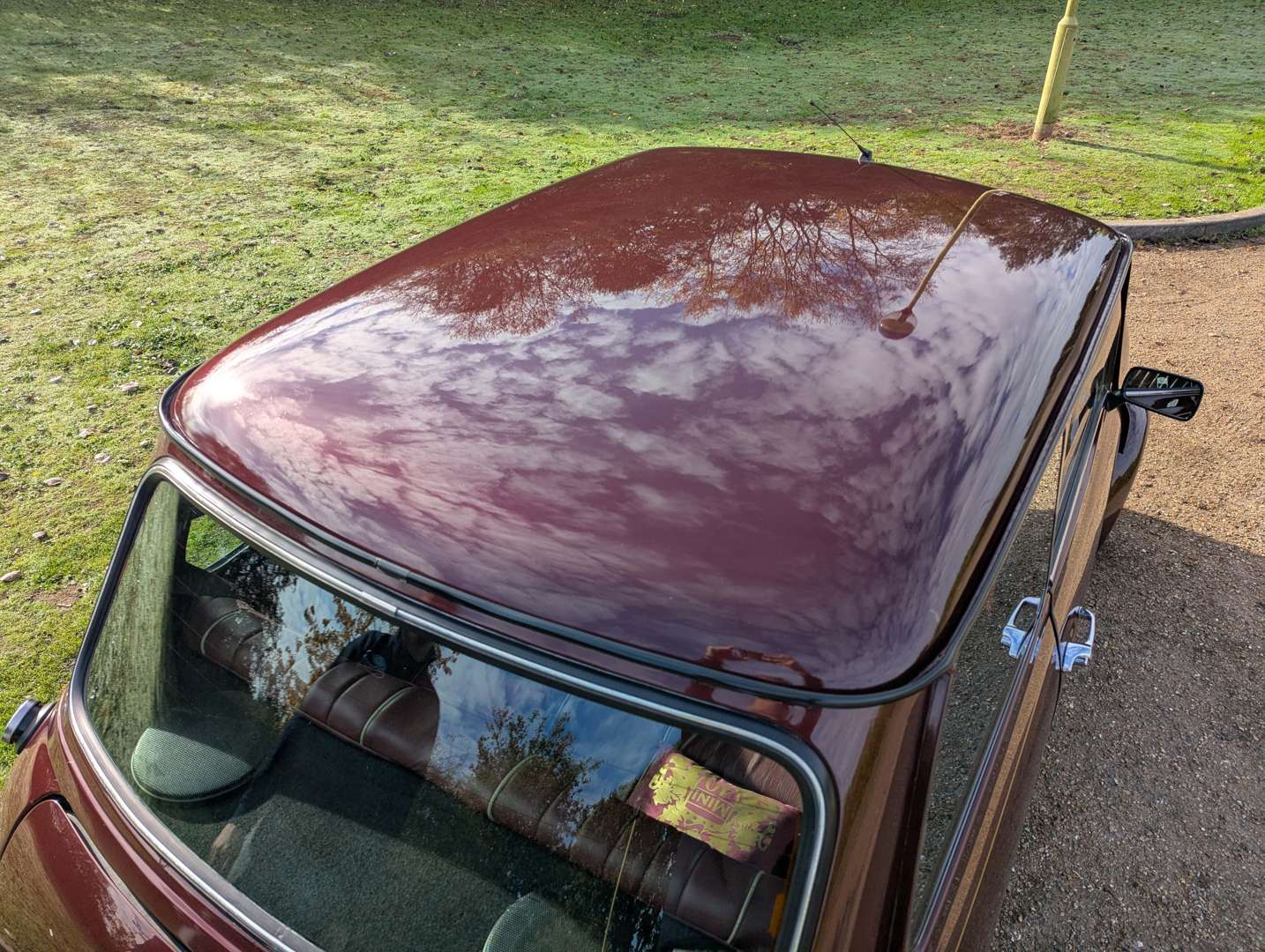 <p>1999 ROVER MINI COOPER 40TH ANNIVERSARY</p>