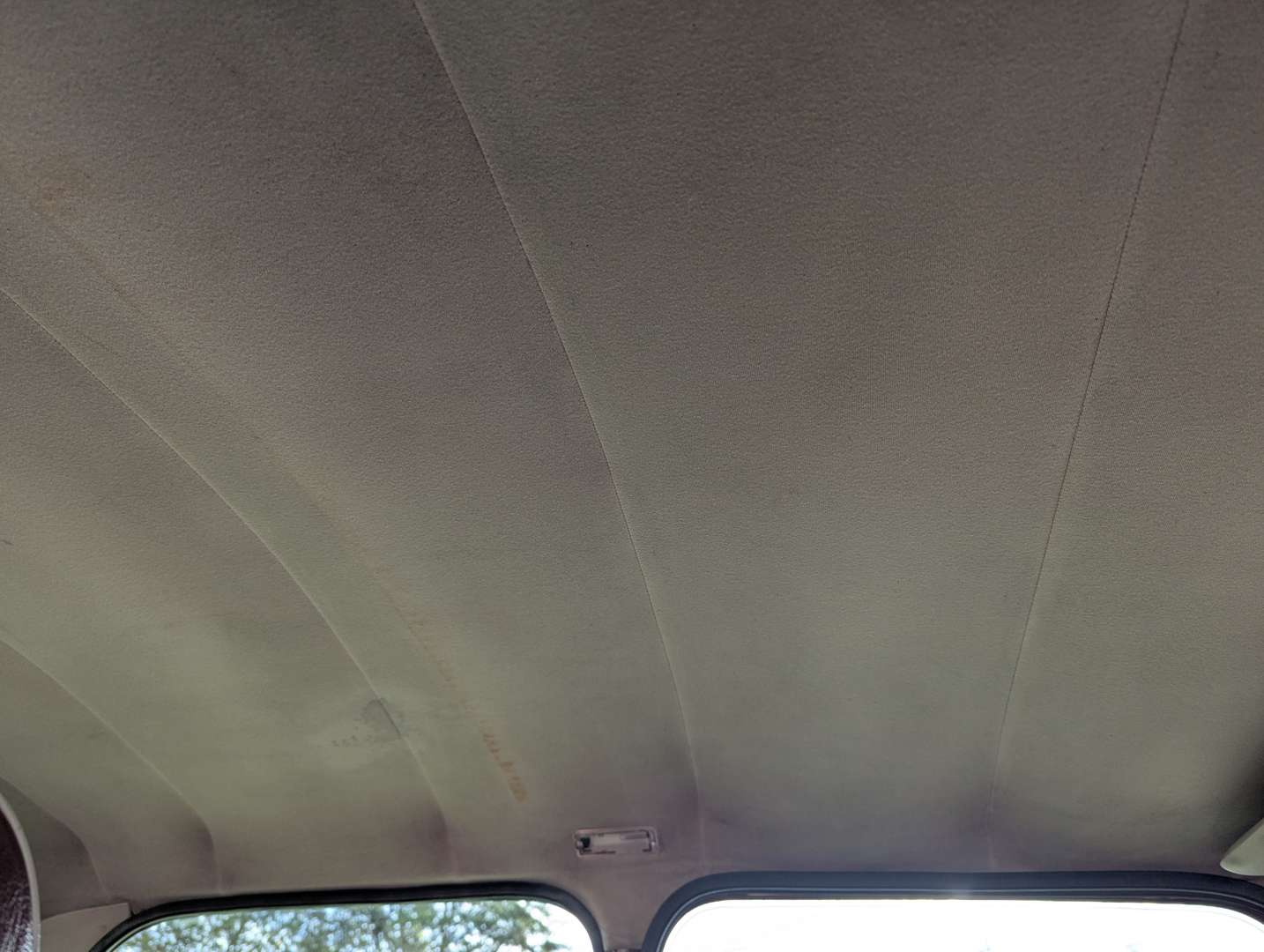 <p>1999 ROVER MINI COOPER 40TH ANNIVERSARY</p>