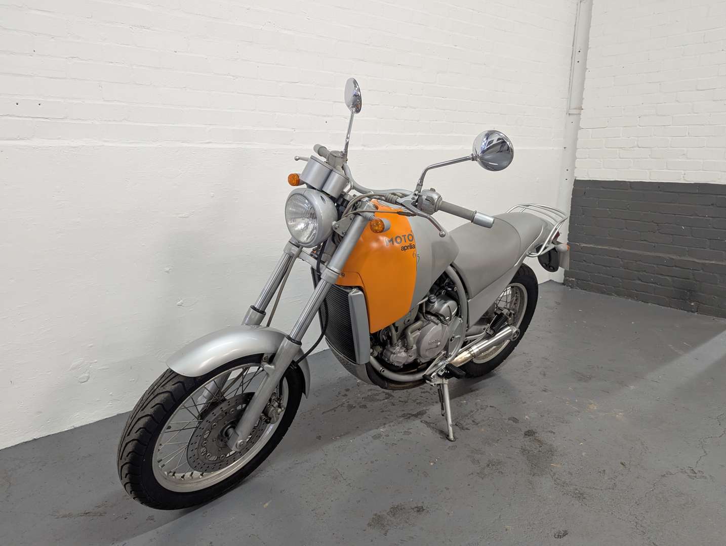 <p>1996 APRILIA 650 MOTO</p>