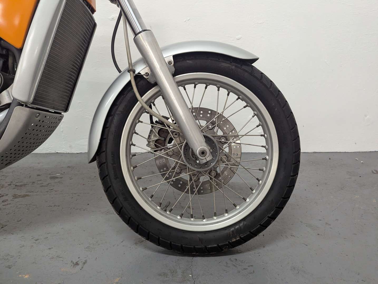 <p>1996 APRILIA 650 MOTO</p>