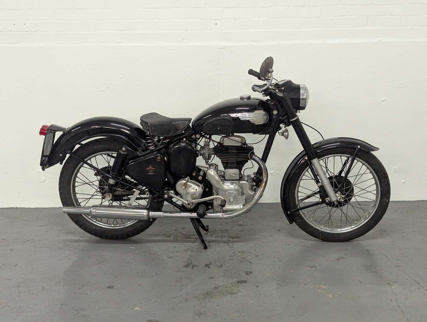 <p>1955 ROYAL ENFIELD CLIPPER</p>