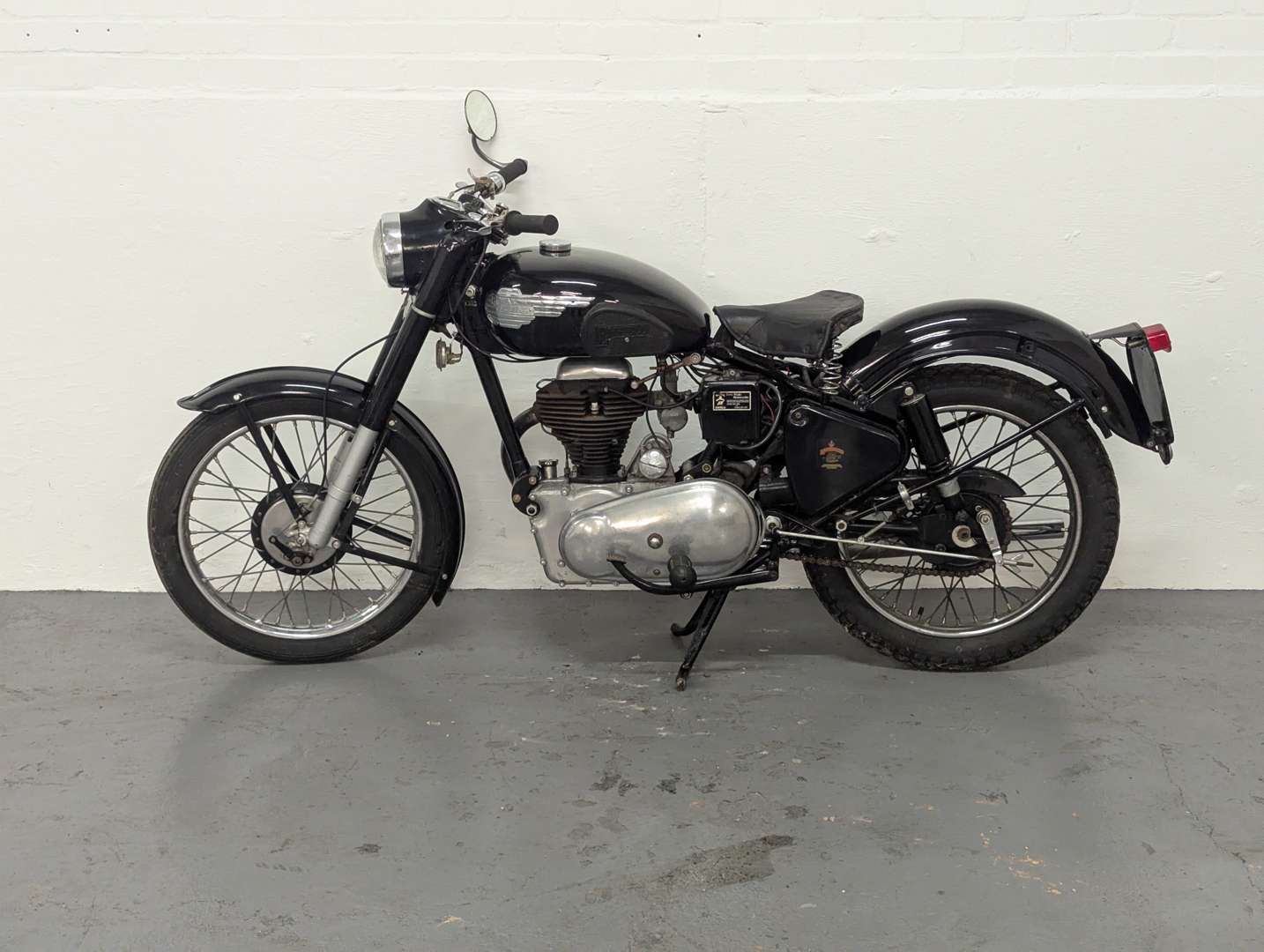 <p>1955 ROYAL ENFIELD CLIPPER</p>