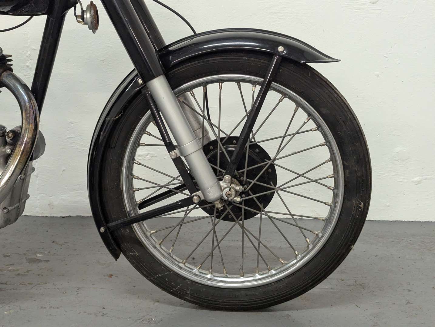 <p>1955 ROYAL ENFIELD CLIPPER</p>