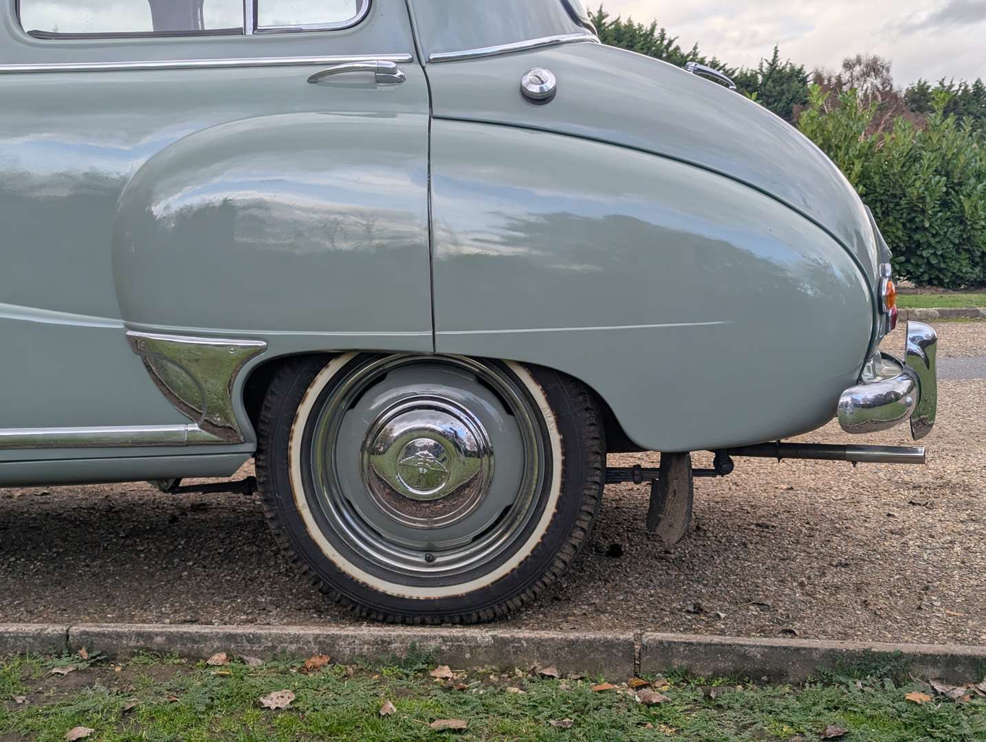 <p>1953 AUSTIN SOMERSET</p>