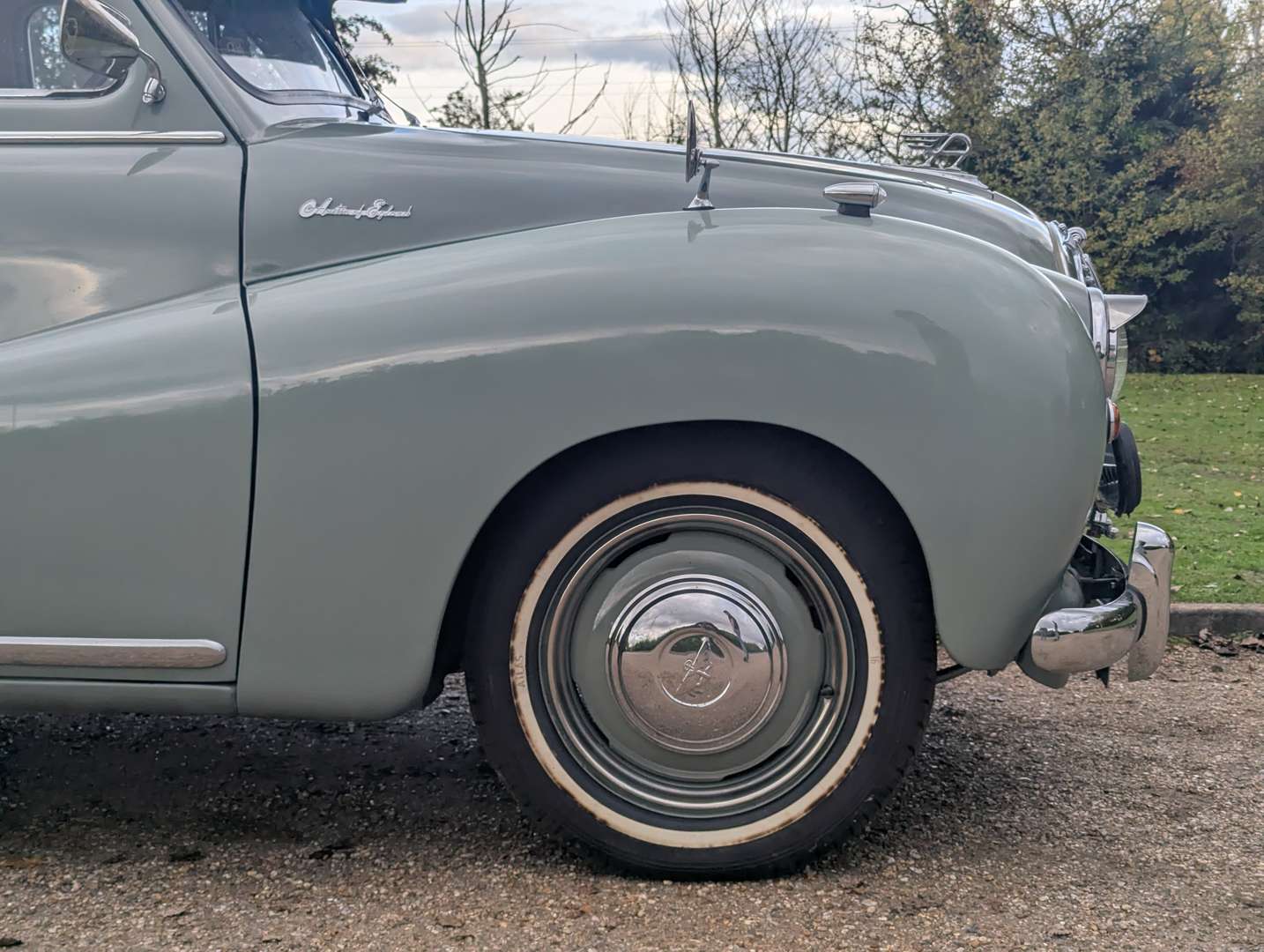 <p>1953 AUSTIN SOMERSET</p>