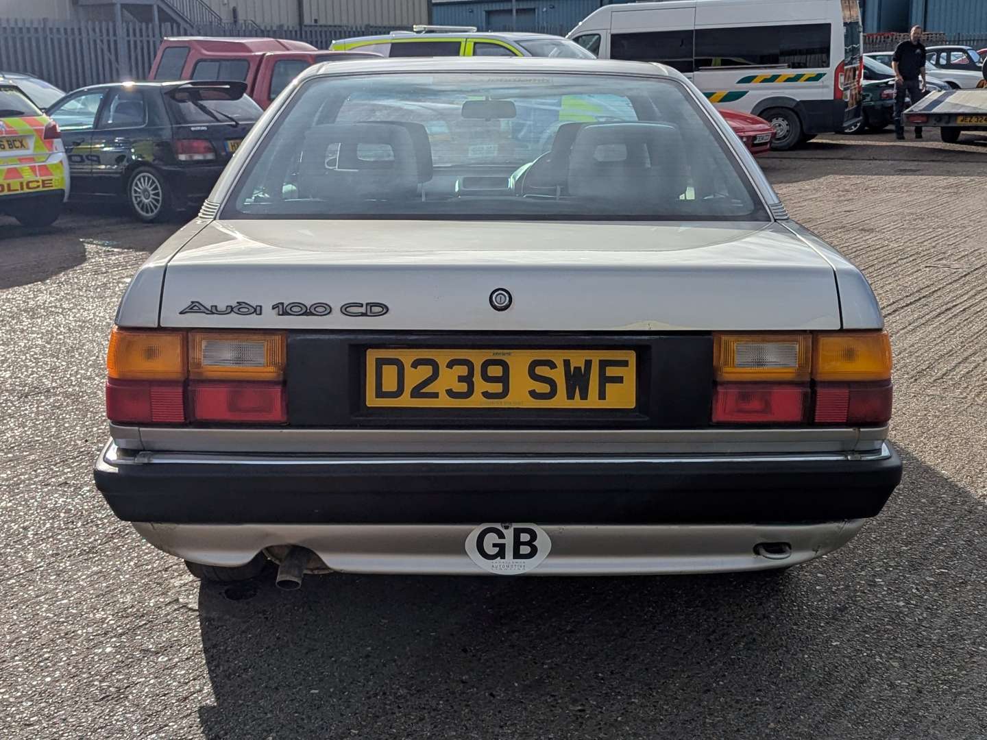 <p>1987 AUDI 100 CD</p>