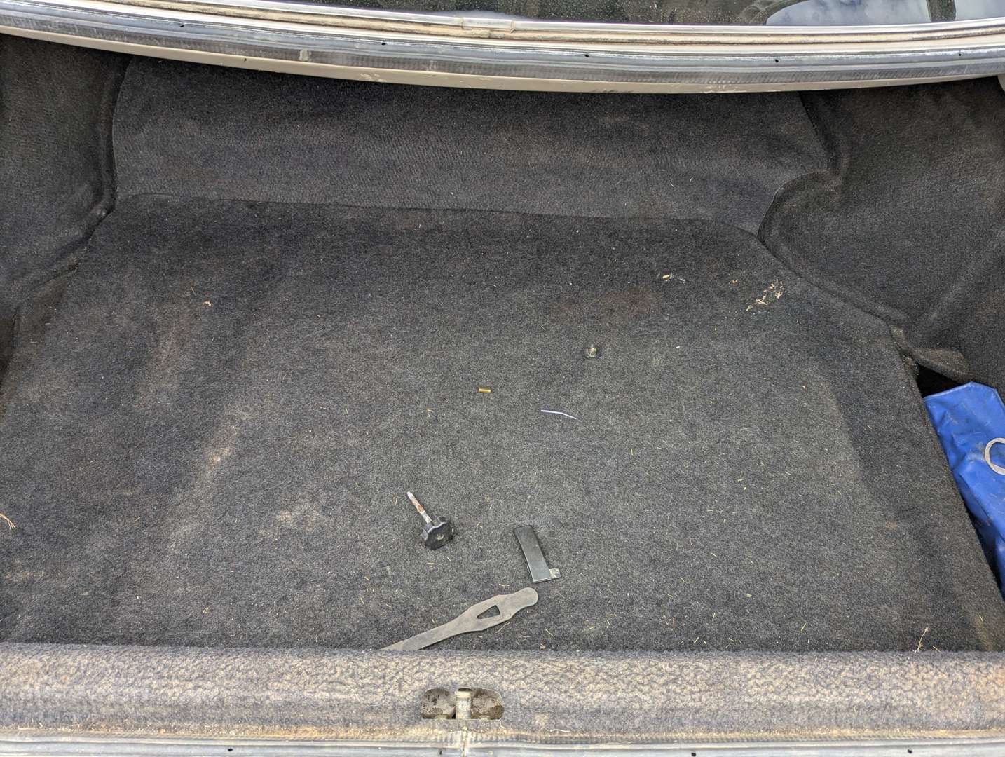 <p>1987 AUDI 100 CD</p>