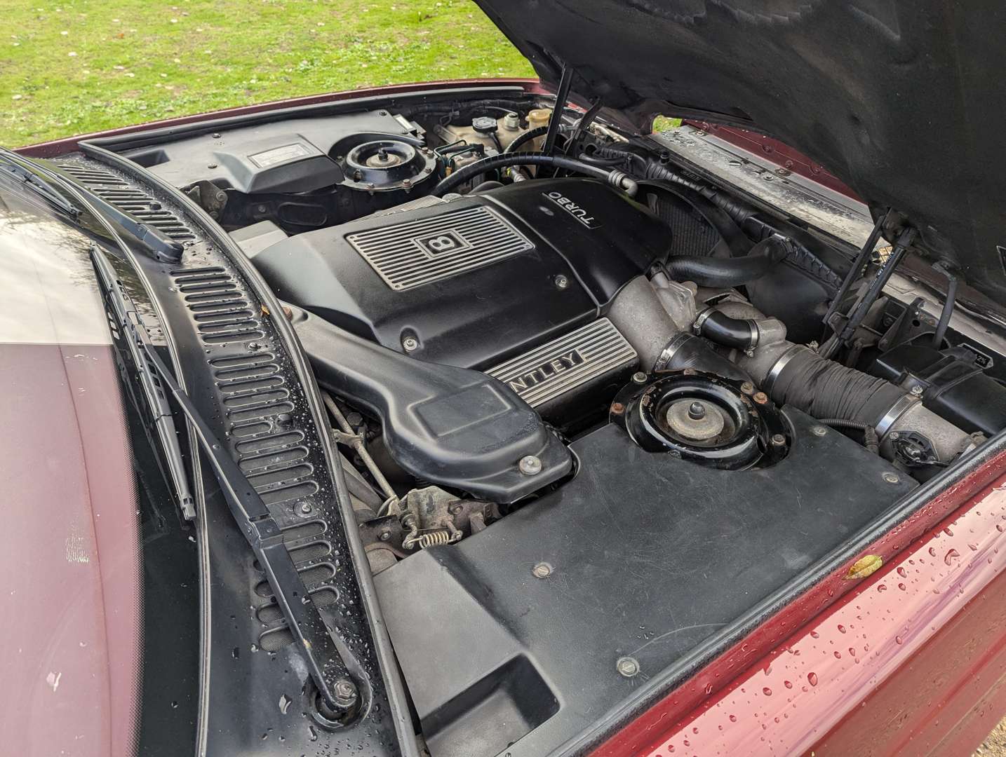 <p>1993 BENTLEY CONTINENTAL R</p>