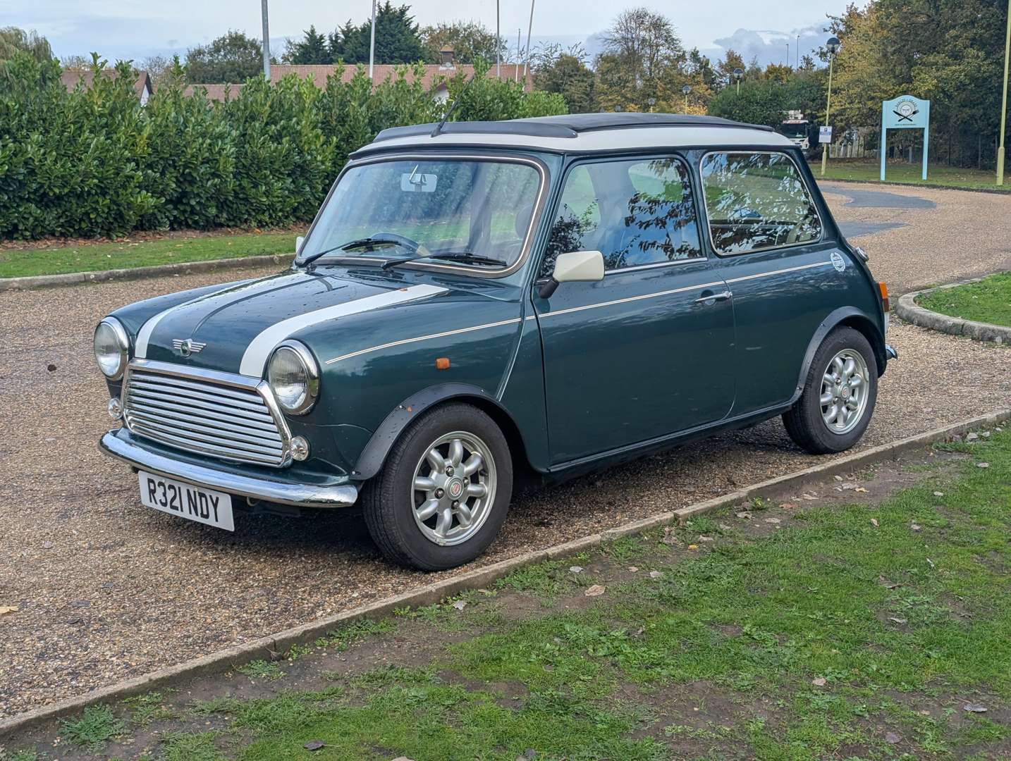 <p>1998 ROVER MINI COOPER</p>