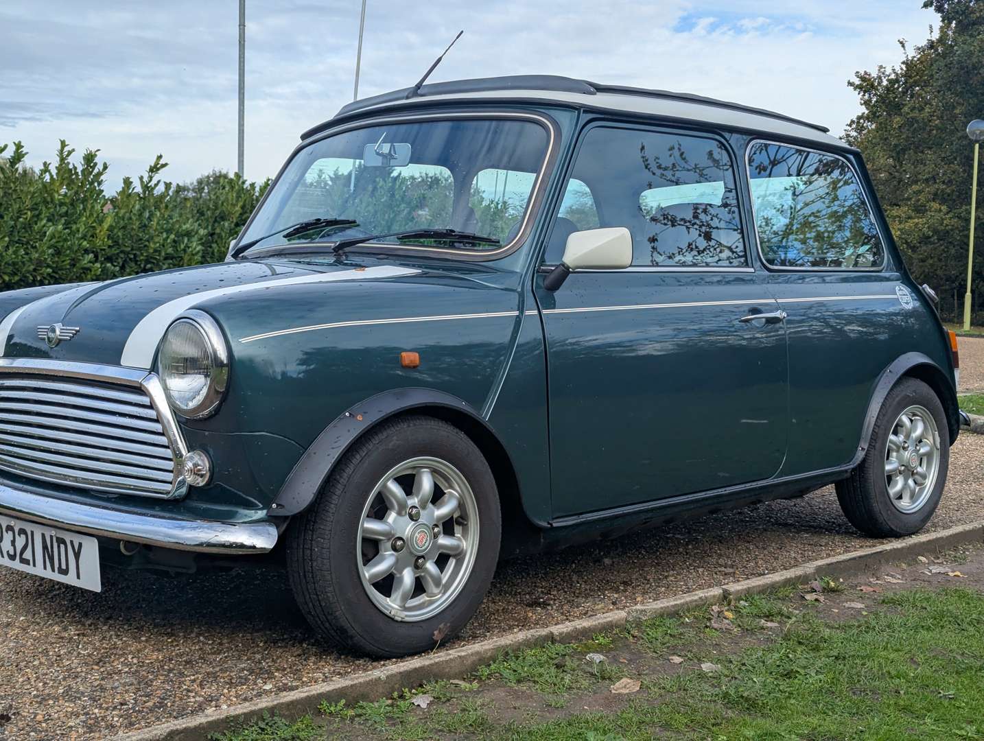 <p>1998 ROVER MINI COOPER</p>