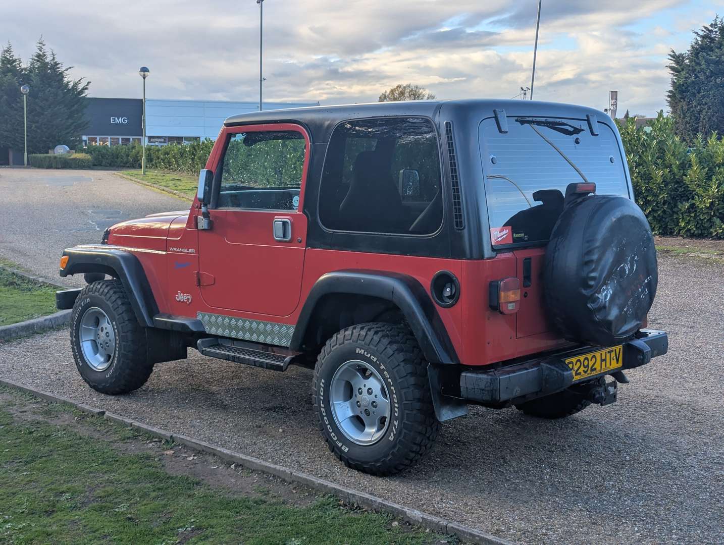 <p>1997 JEEP WRANGLER SPORT 2.5</p>