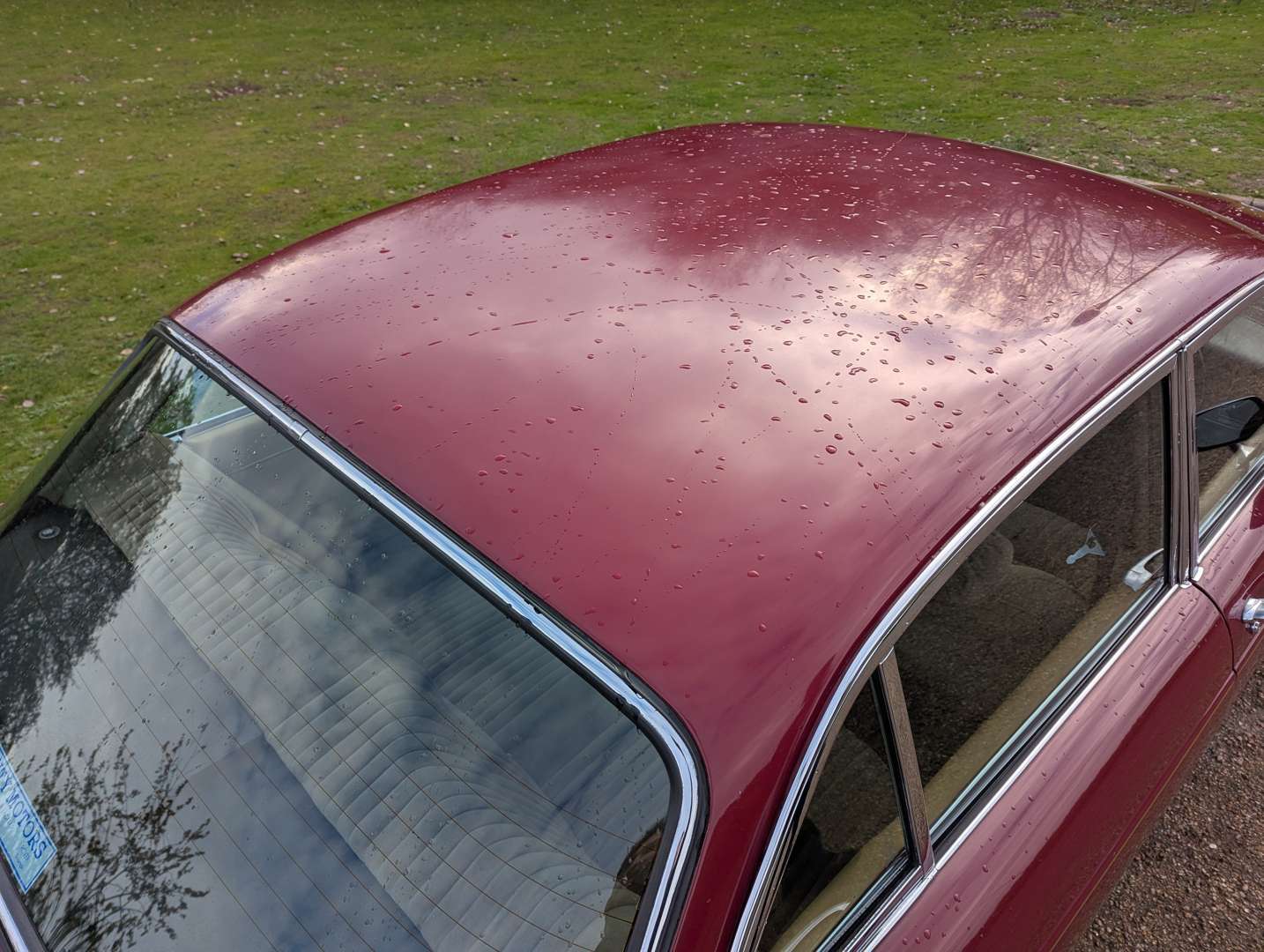 <p>1976 JAGUAR XJ 3.4 AUTO</p>