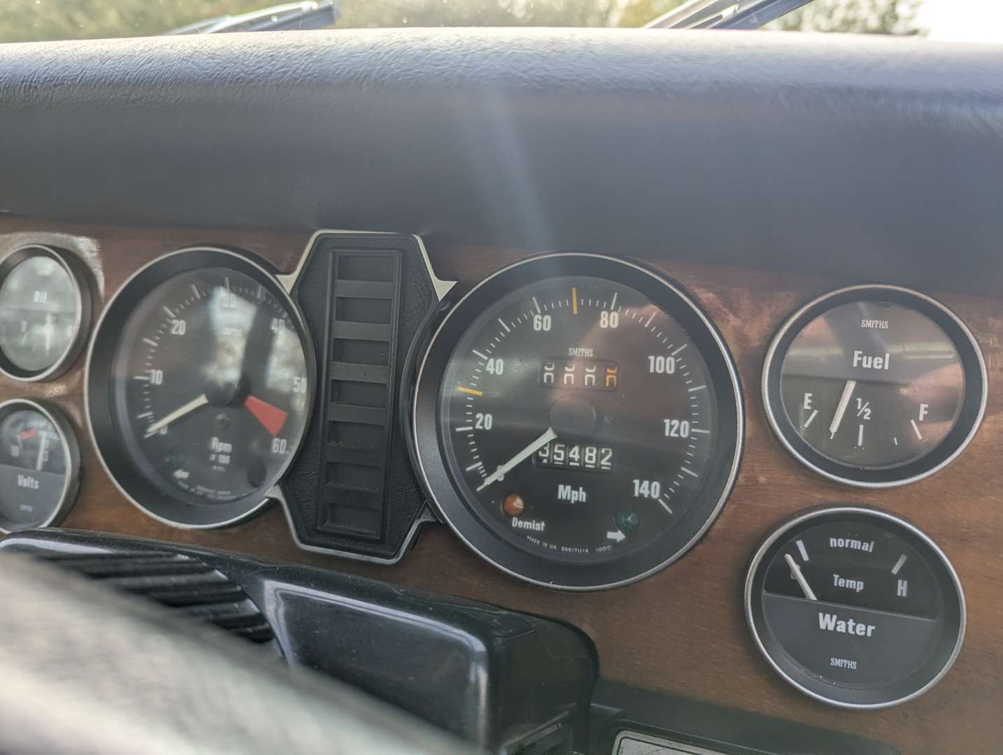 <p>1976 JAGUAR XJ 3.4 AUTO</p>