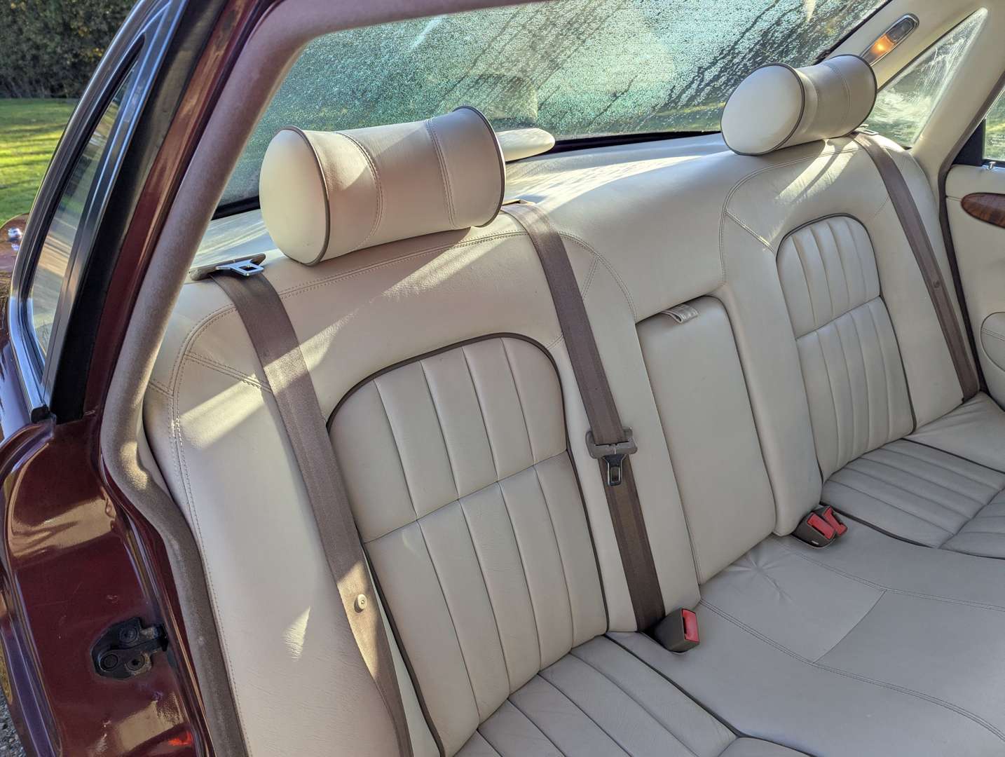 <p>1999 JAGUAR XJ8 4.0 AUTO</p>