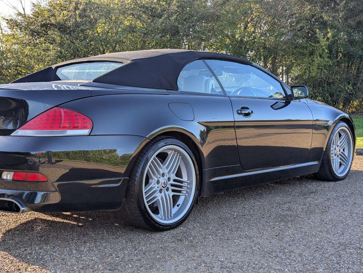 <p>2005 BMW 645 CI AUTO</p>