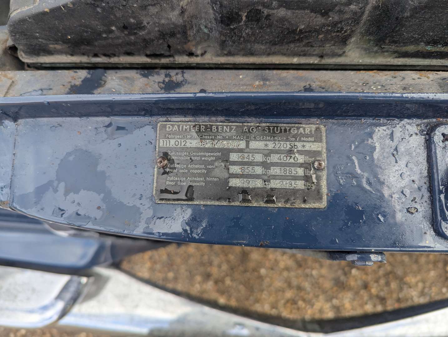 <p>1965 MERCEDES 220 SB</p>