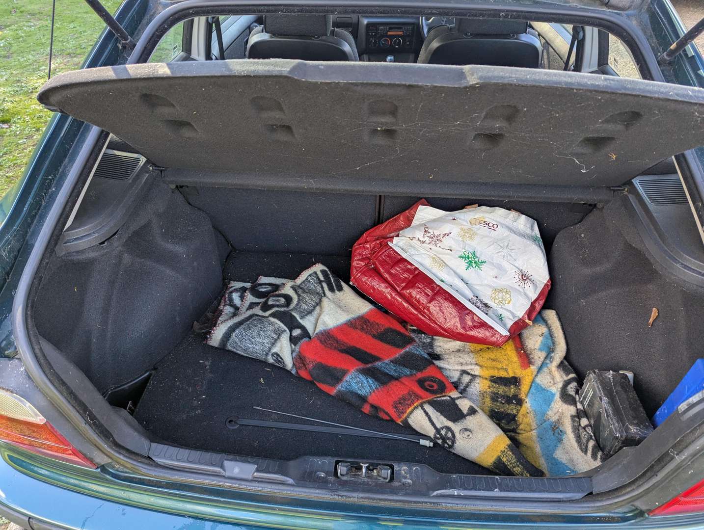 <p>1996 BMW 316I</p>