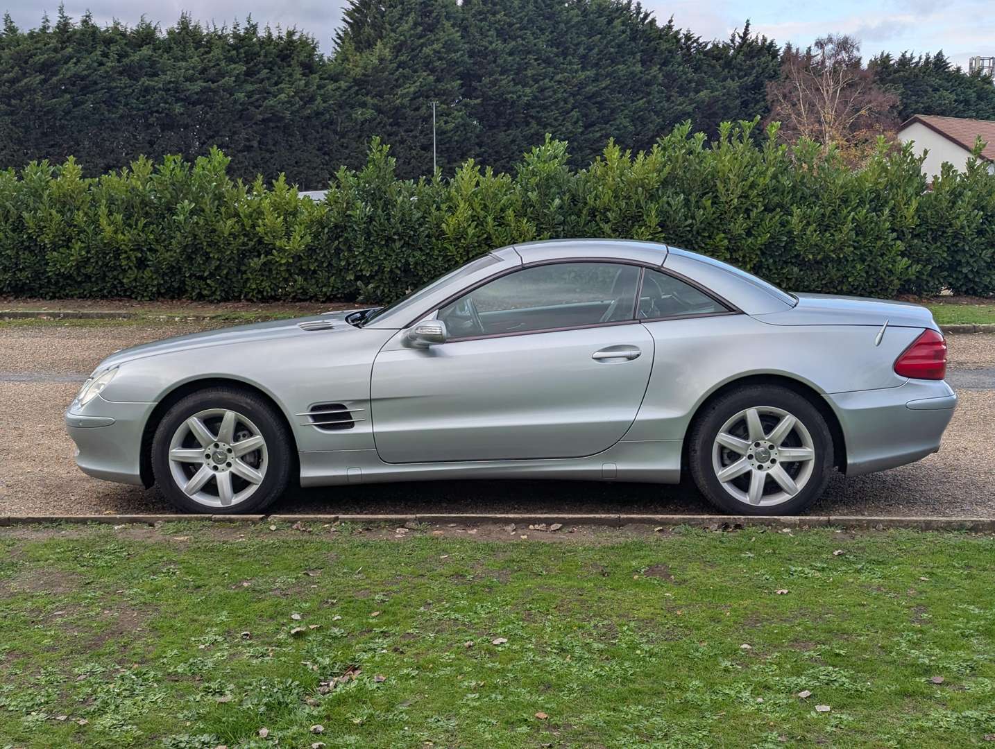 <p>2003 MERCEDES SL 350 AUTO</p>