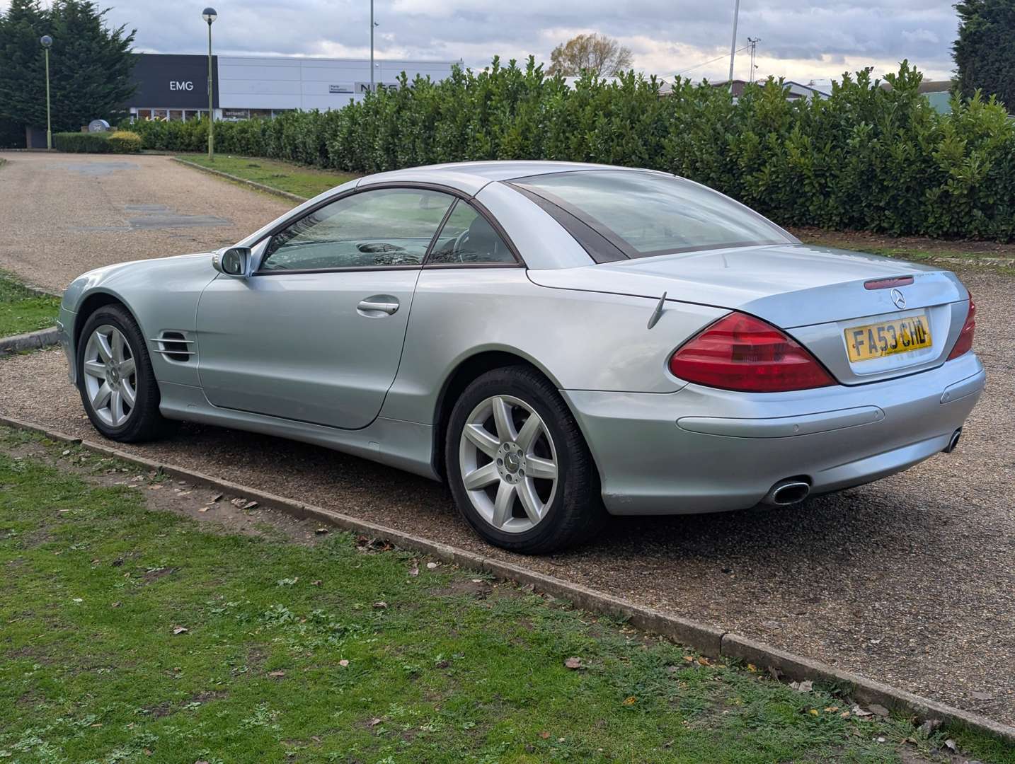 <p>2003 MERCEDES SL 350 AUTO</p>