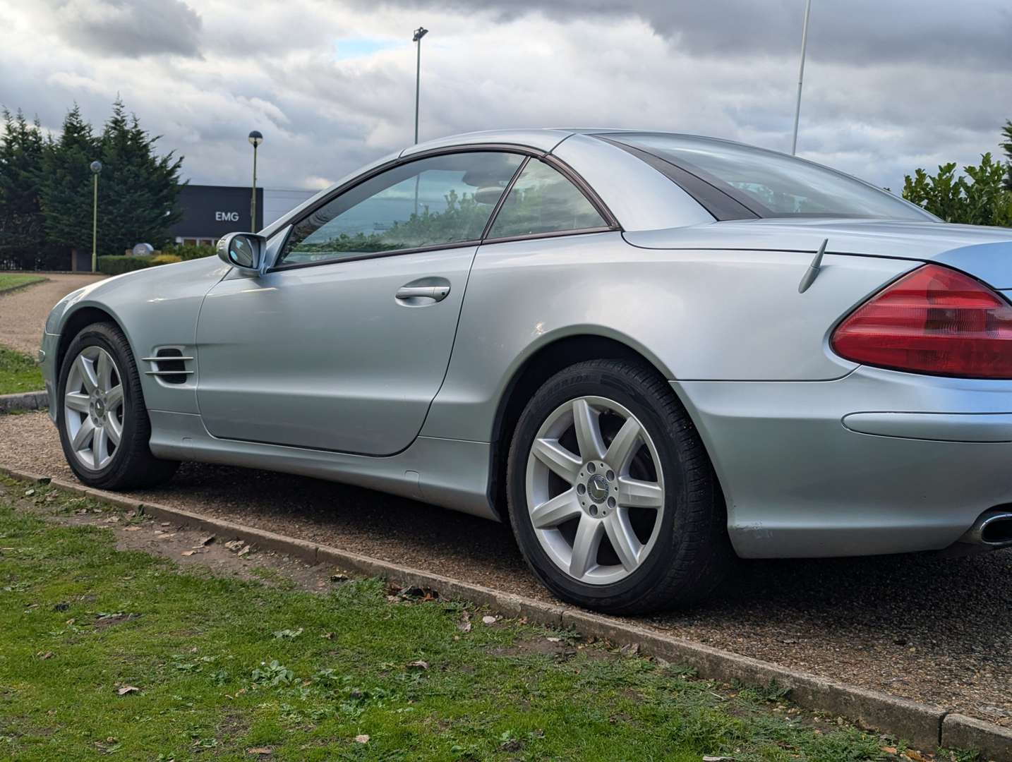 <p>2003 MERCEDES SL 350 AUTO</p>