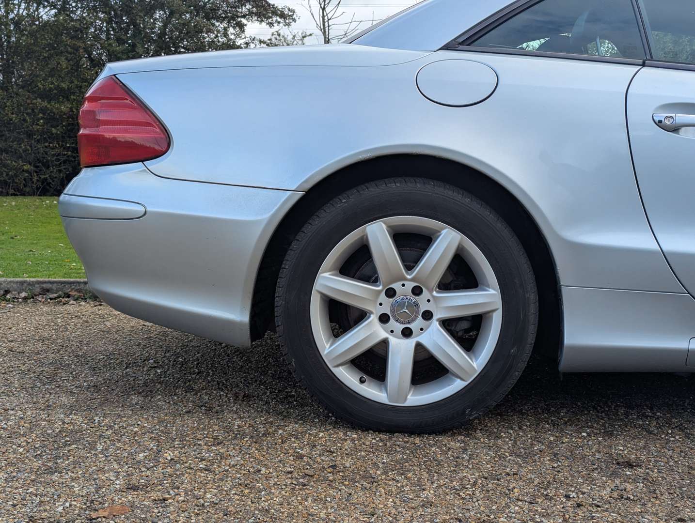 <p>2003 MERCEDES SL 350 AUTO</p>