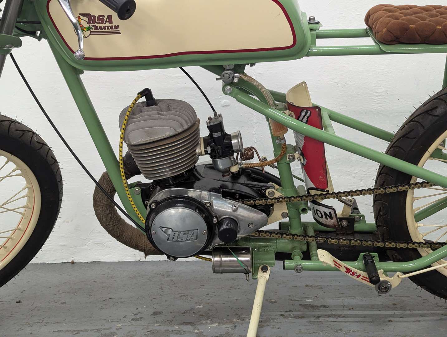 <p>1956 (circa) BSA BANTAM D3</p>