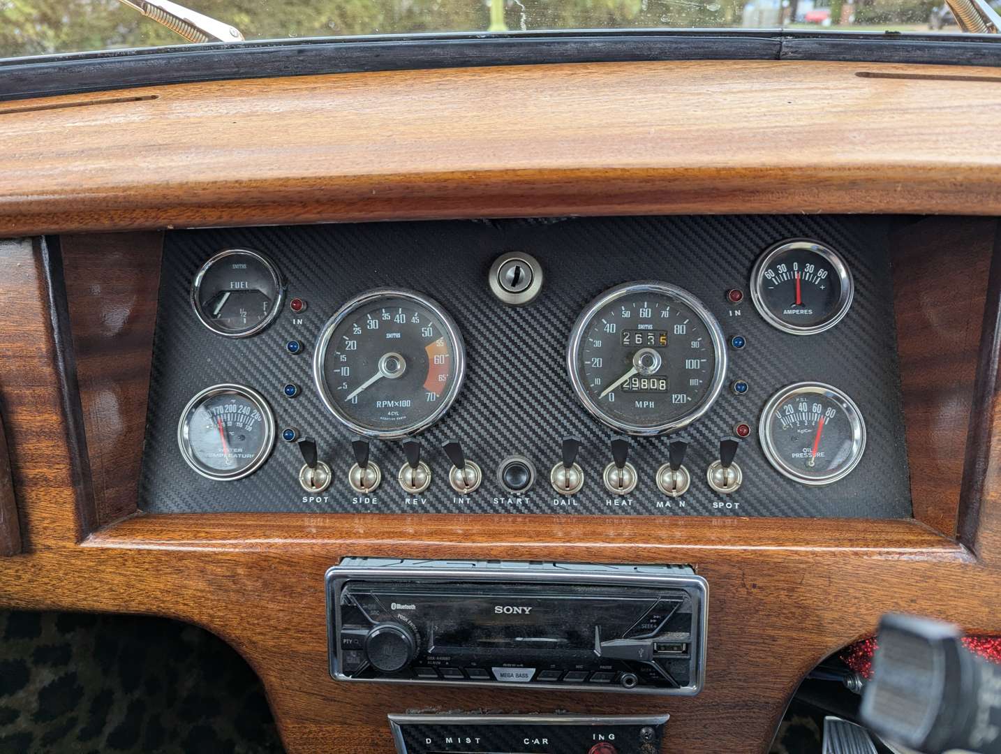 <p>1978 LEYLAND MINI CLUBMAN 1100</p>