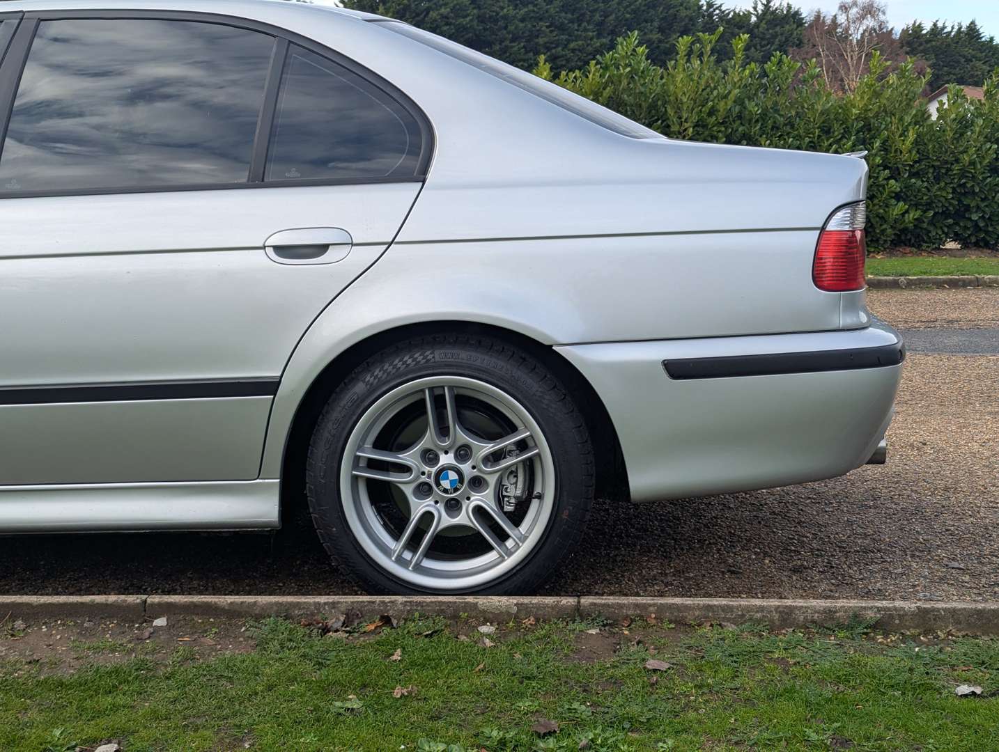 <p>2002 BMW 525I SPORT AUTO</p>