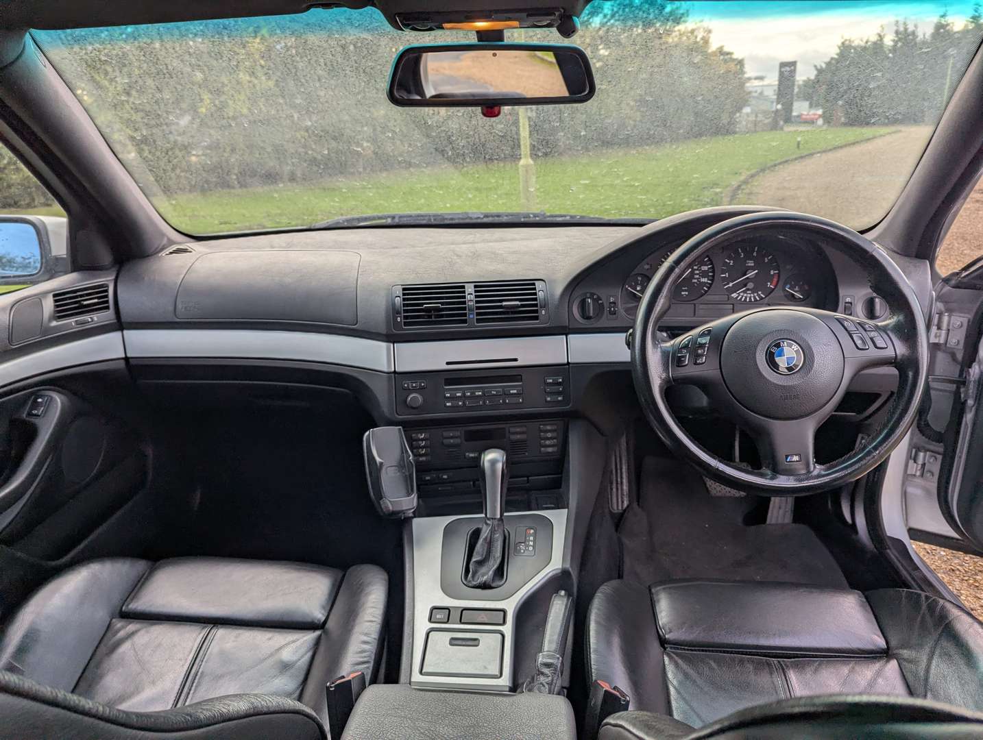 <p>2002 BMW 525I SPORT AUTO</p>