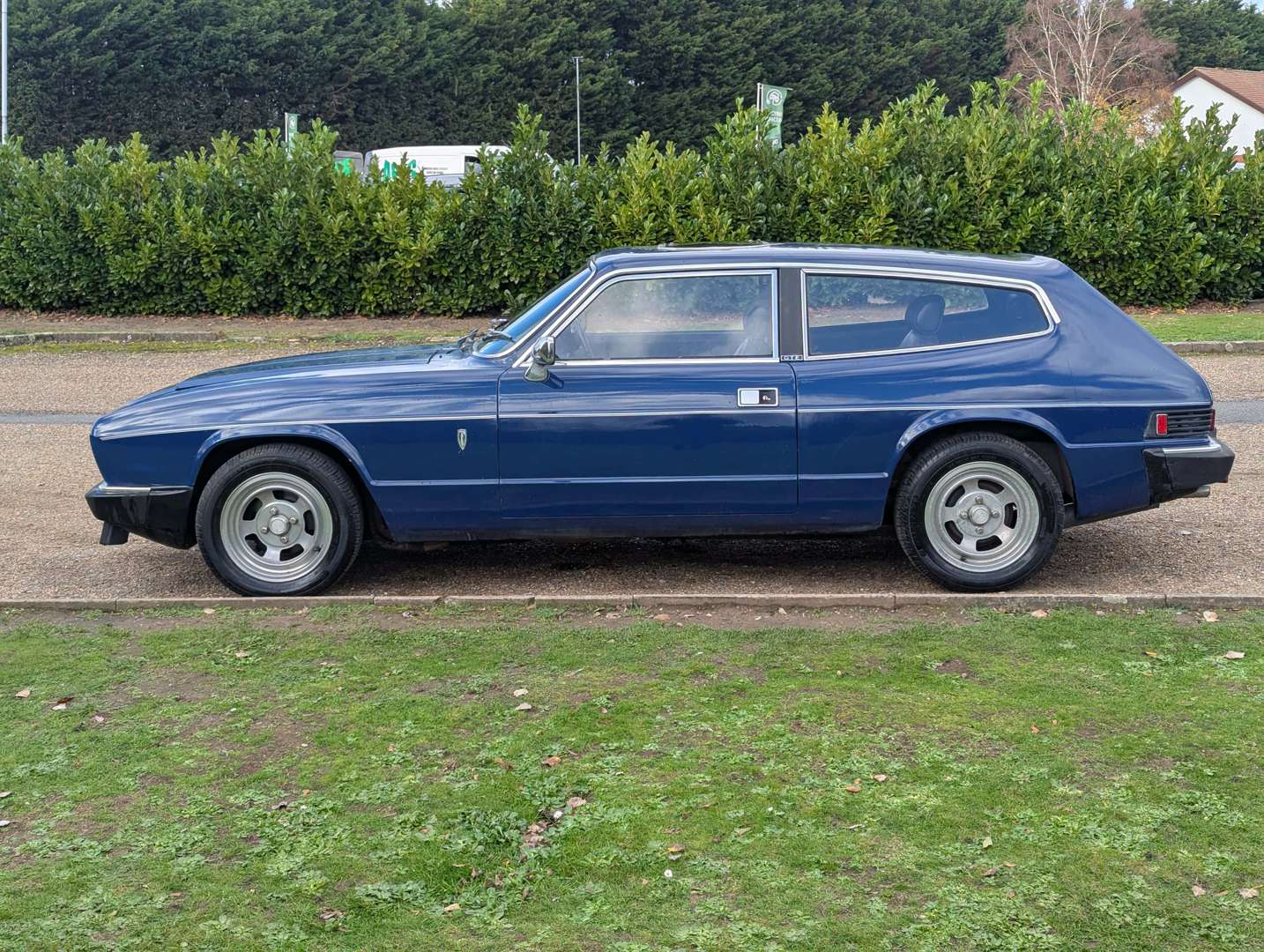 <p>1976 RELIANT SCIMITAR GTE</p>