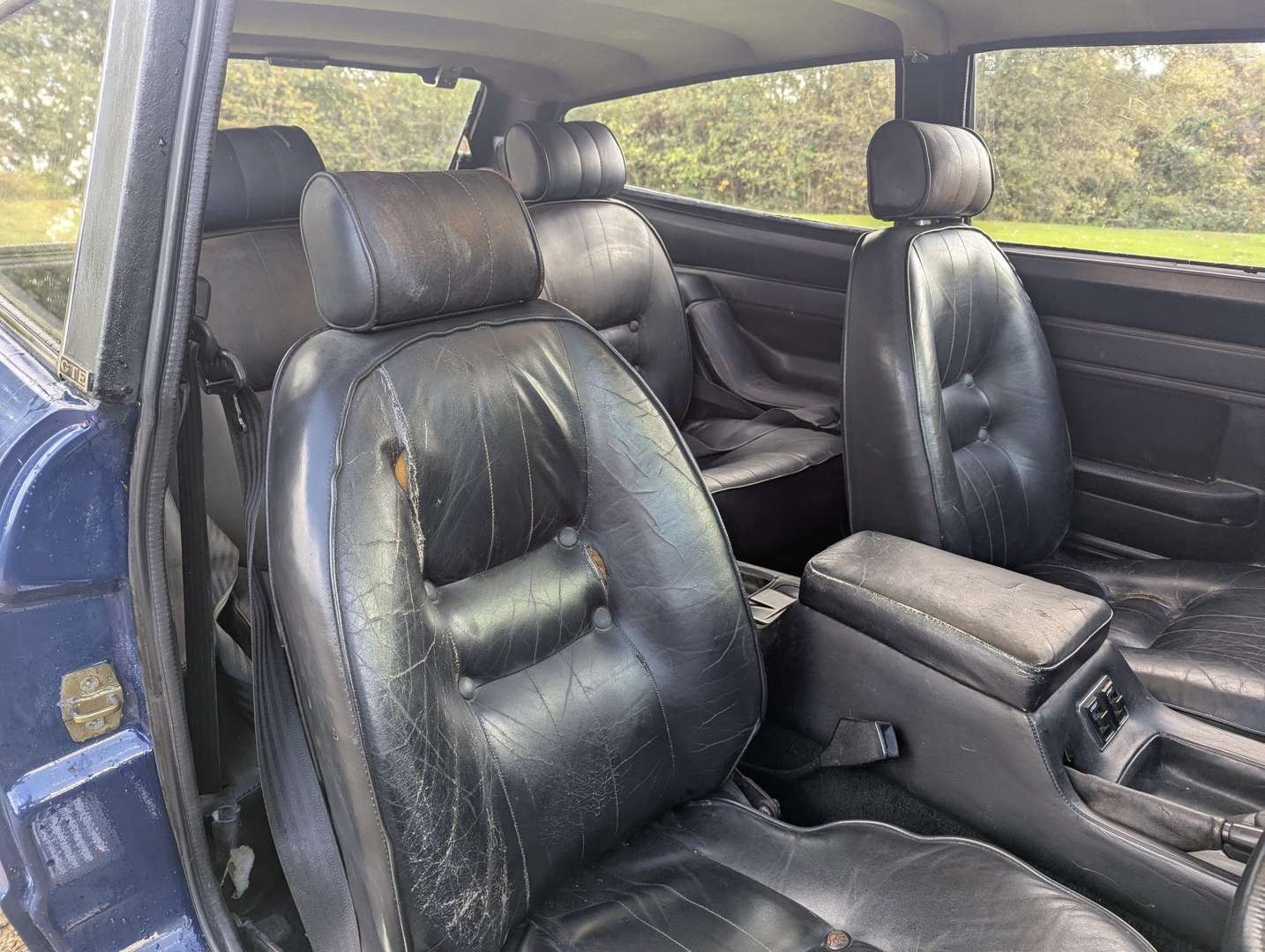 <p>1976 RELIANT SCIMITAR GTE</p>