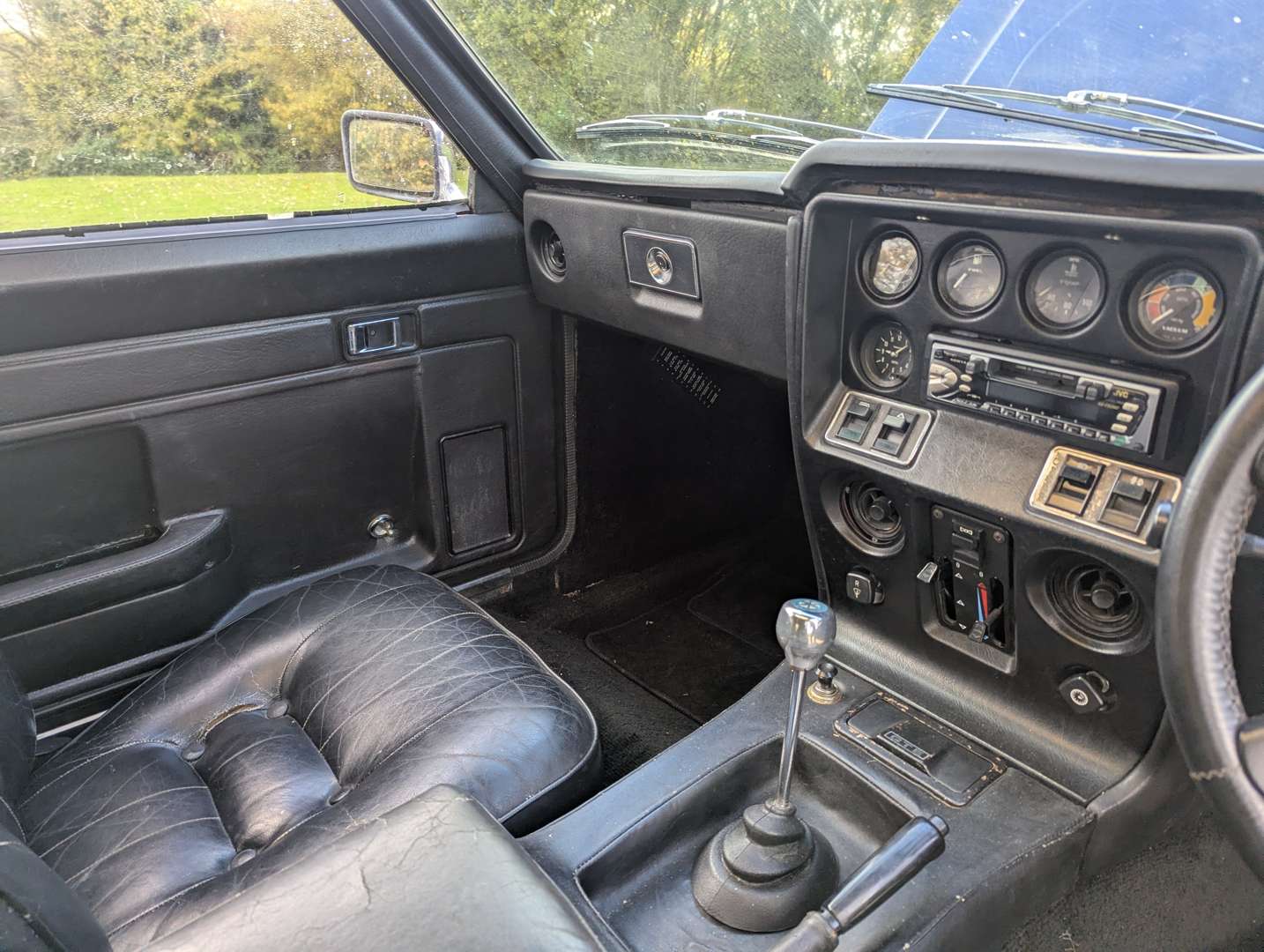 <p>1976 RELIANT SCIMITAR GTE</p>