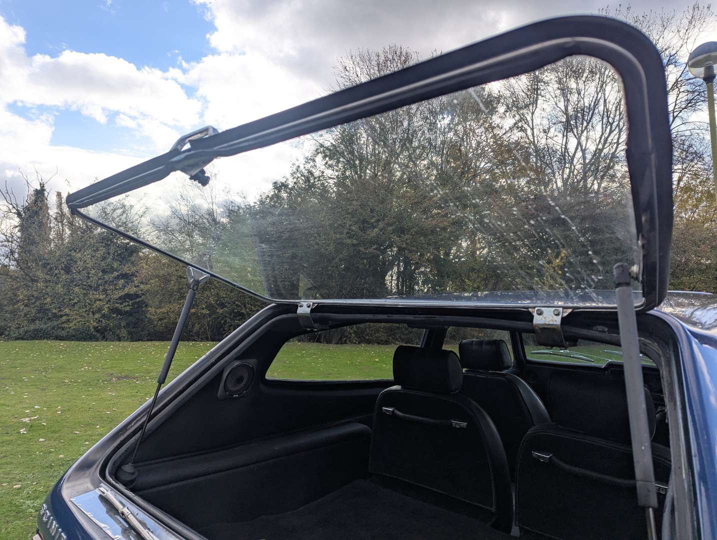 <p>1976 RELIANT SCIMITAR GTE</p>