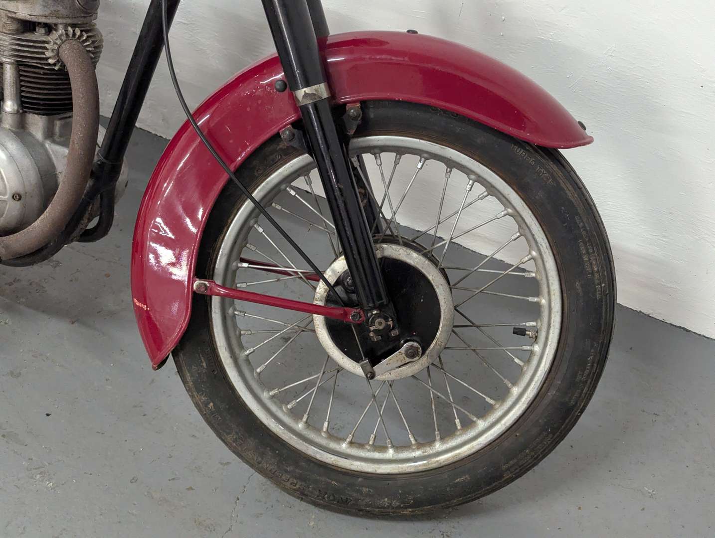 <p>1964 BSA C15 250 SPORT STAR</p>