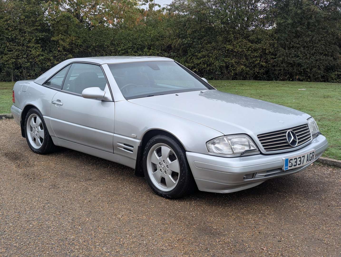 <p>1998 MERCEDES SL 320 AUTO</p>