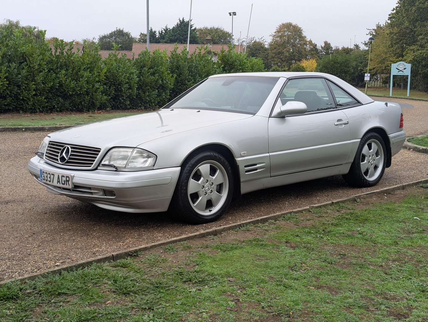 <p>1998 MERCEDES SL 320 AUTO</p>