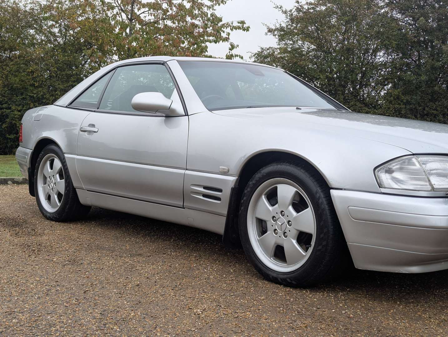 <p>1998 MERCEDES SL 320 AUTO</p>