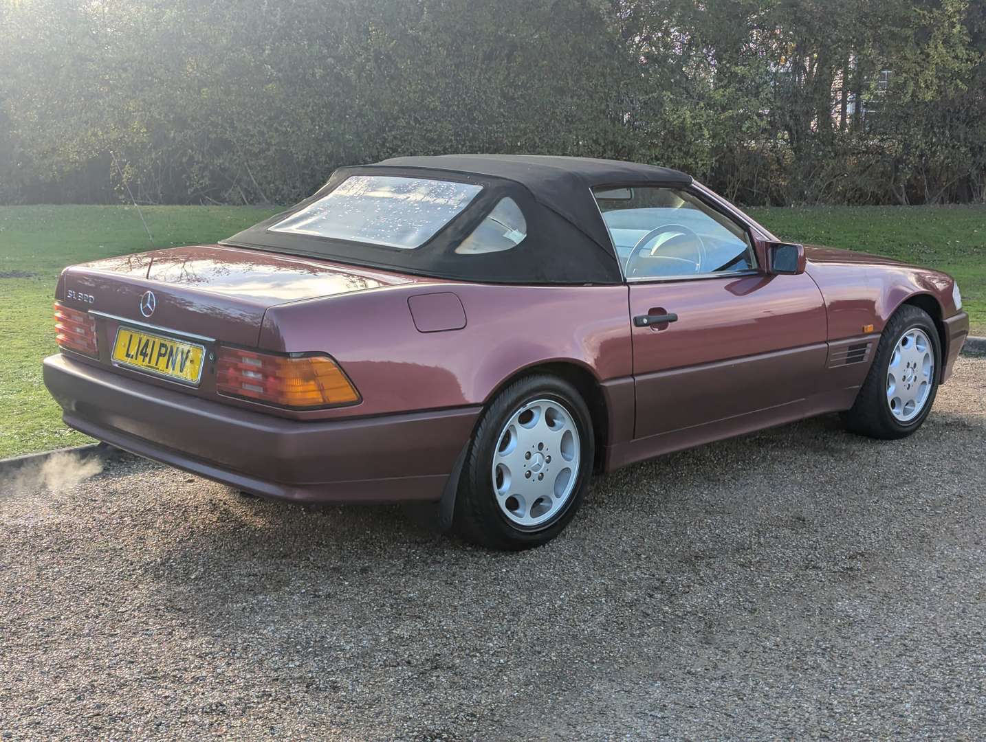 <p>1994 MERCEDES SL320 AUTO</p>