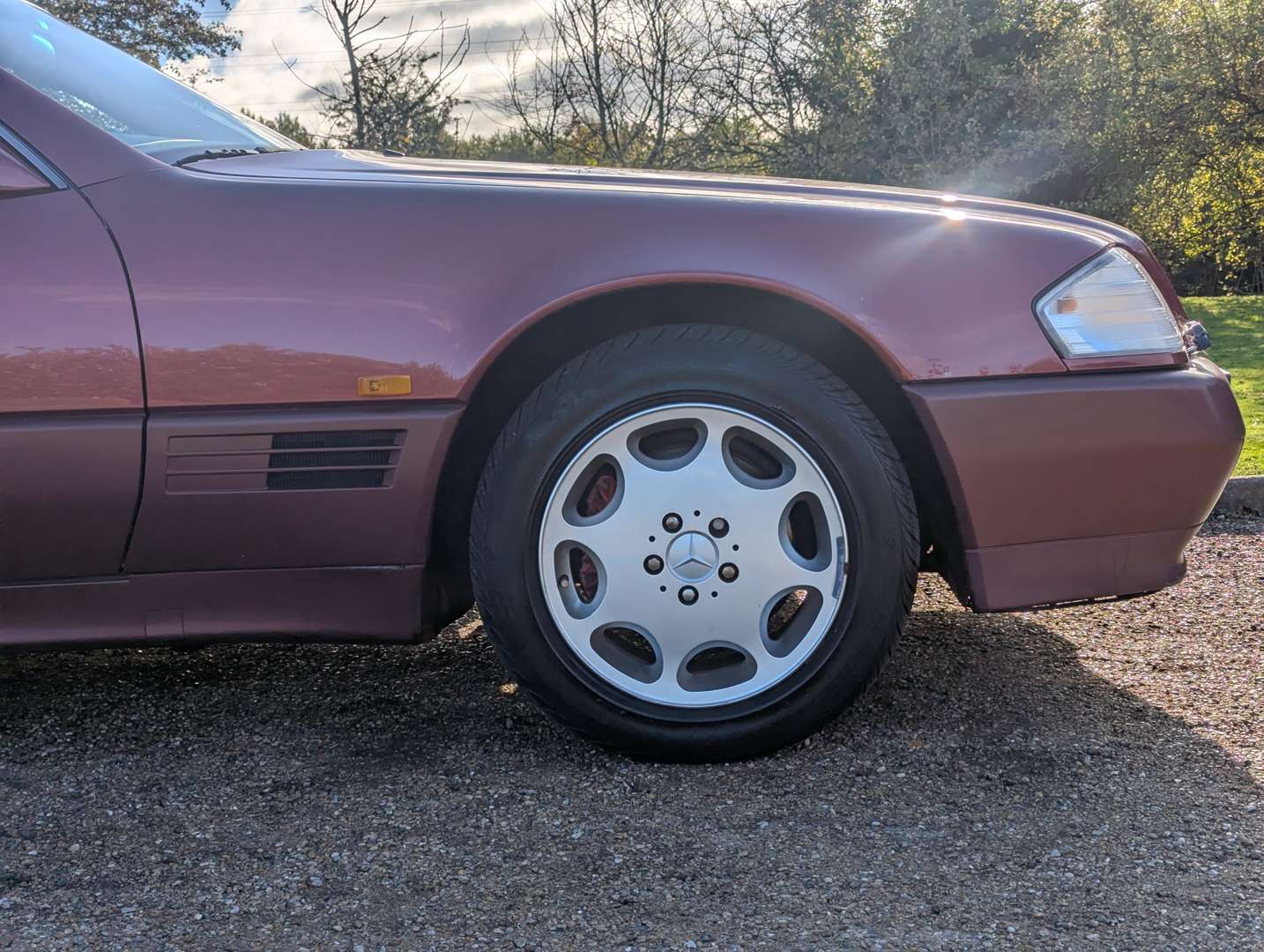 <p>1994 MERCEDES SL320 AUTO</p>