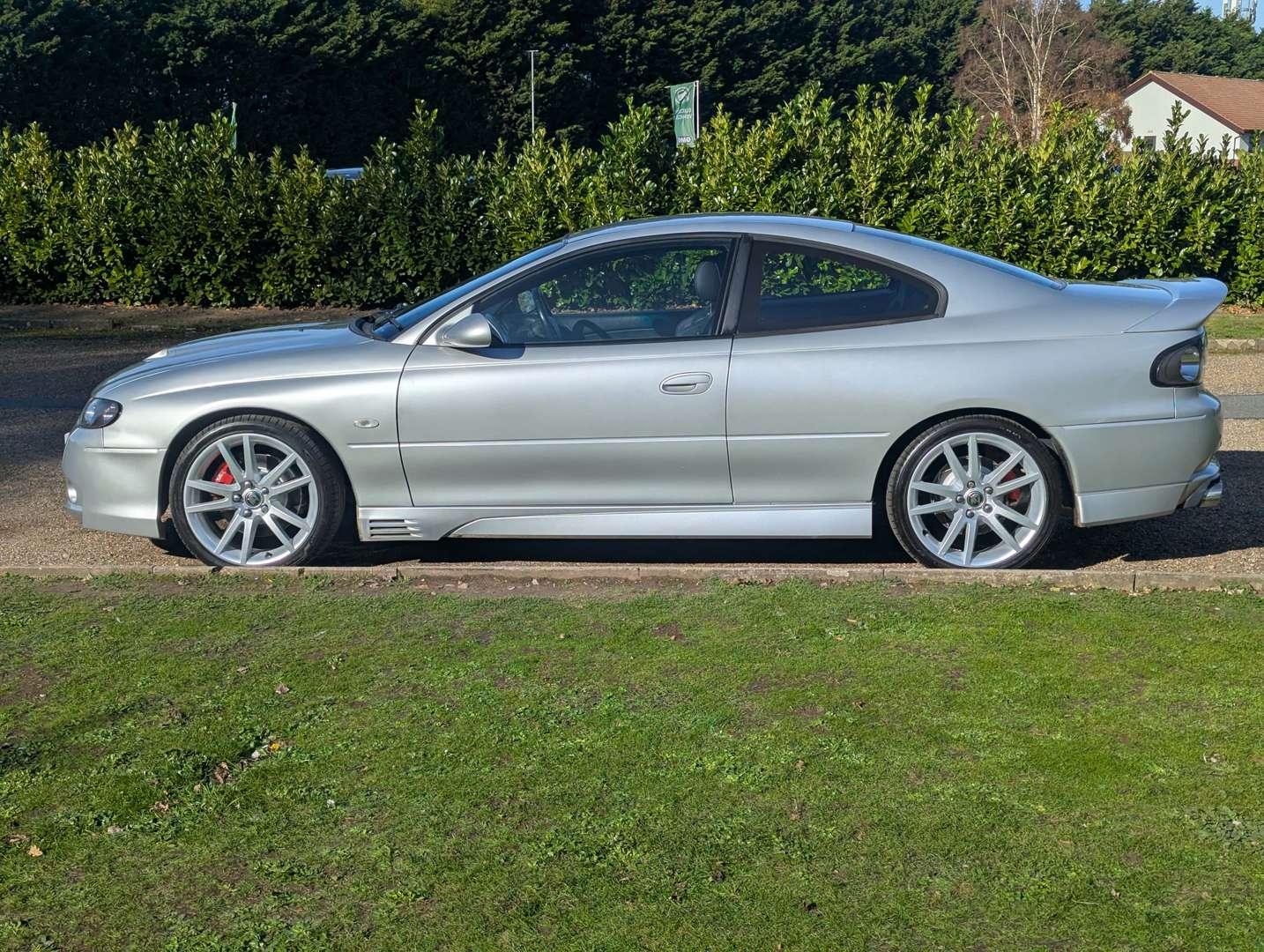 <p>2005 VAUXHALL MONARO V8 VXR</p>
