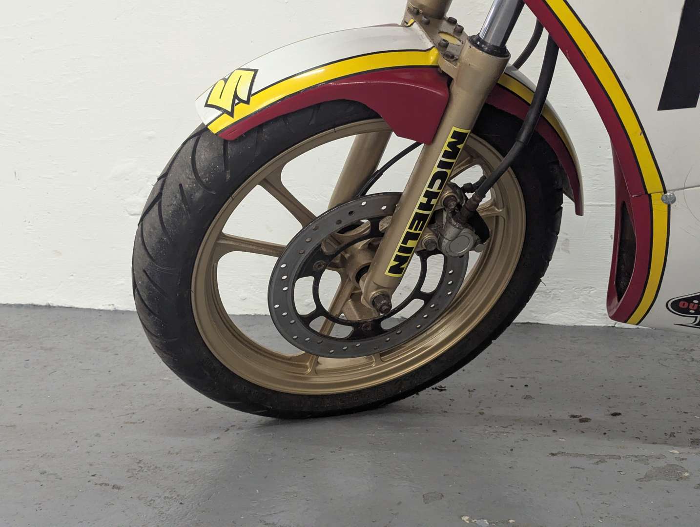 <p>1986 SUZUKI RG125 GAMMA POWER VALVE</p>