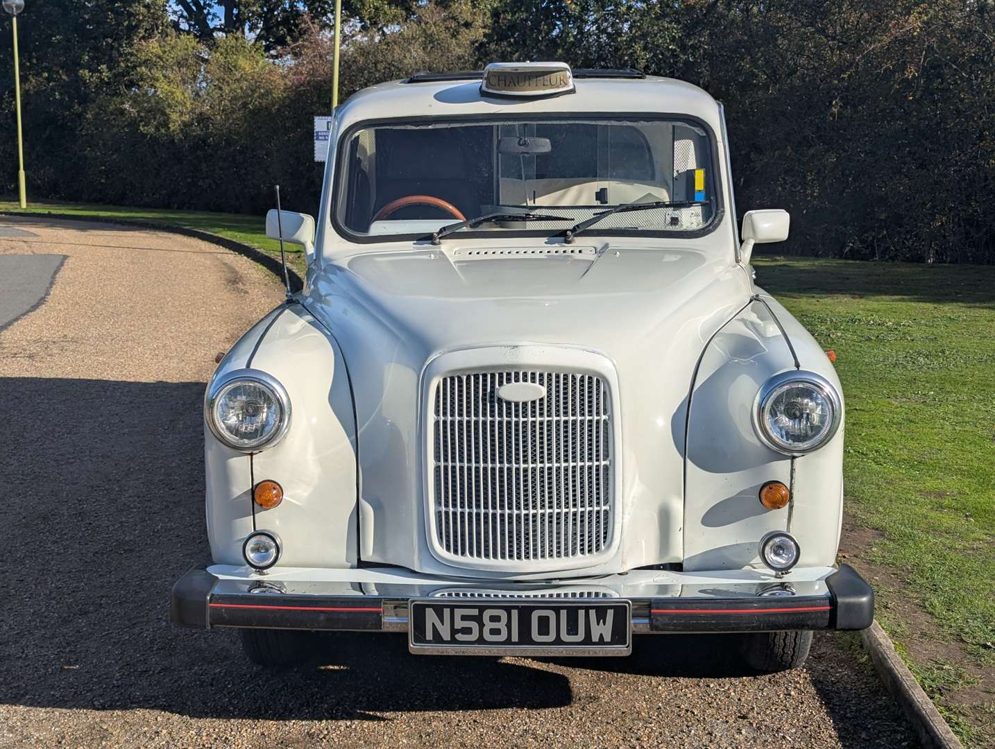 <p>1995 LTI FAIRWAY DRIVER TAXI</p>