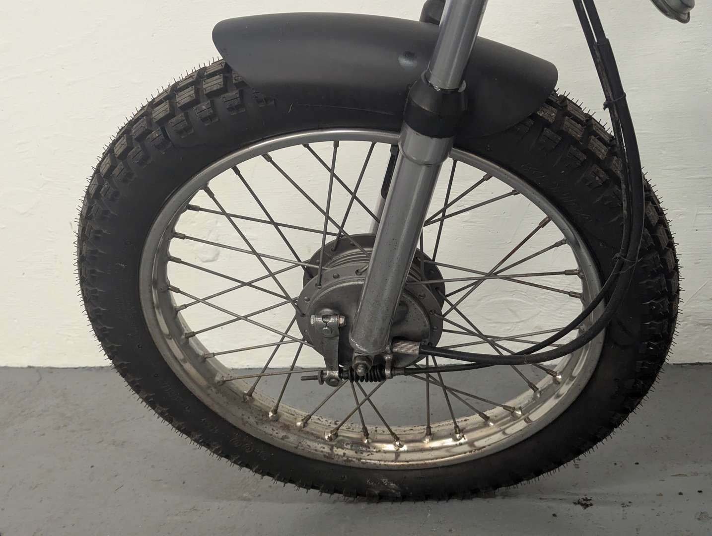 <p>1971 KAWASAKI G5 100</p>