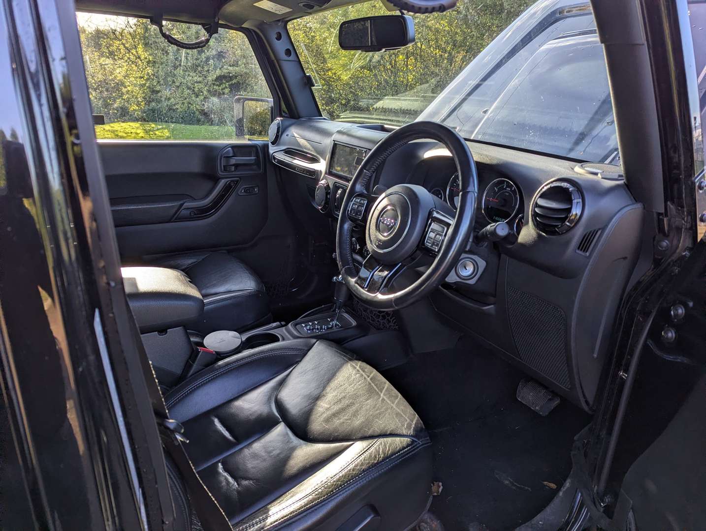 <p>2015 JEEP WRANGLER BLACK EDITION</p>