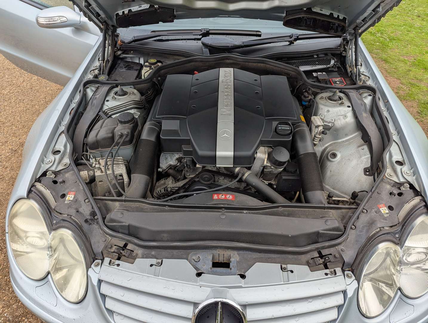 <p>2004 MERCEDES SL 350 AUTO</p>