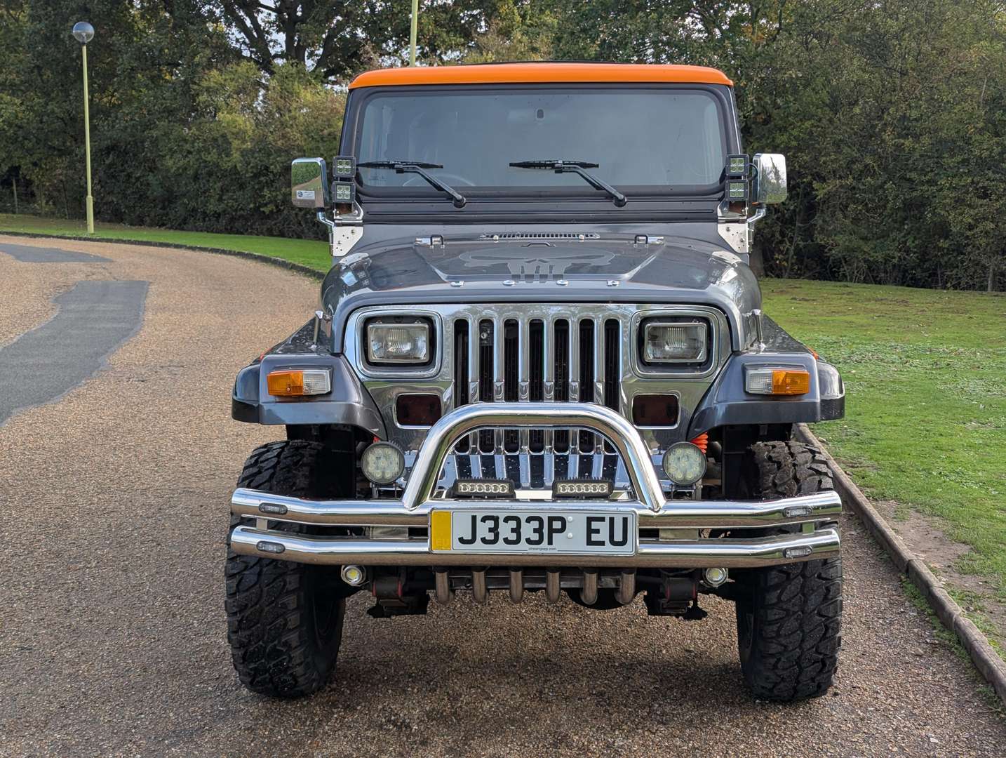 <p>1996 JEEP WRANGLER 4.0</p>