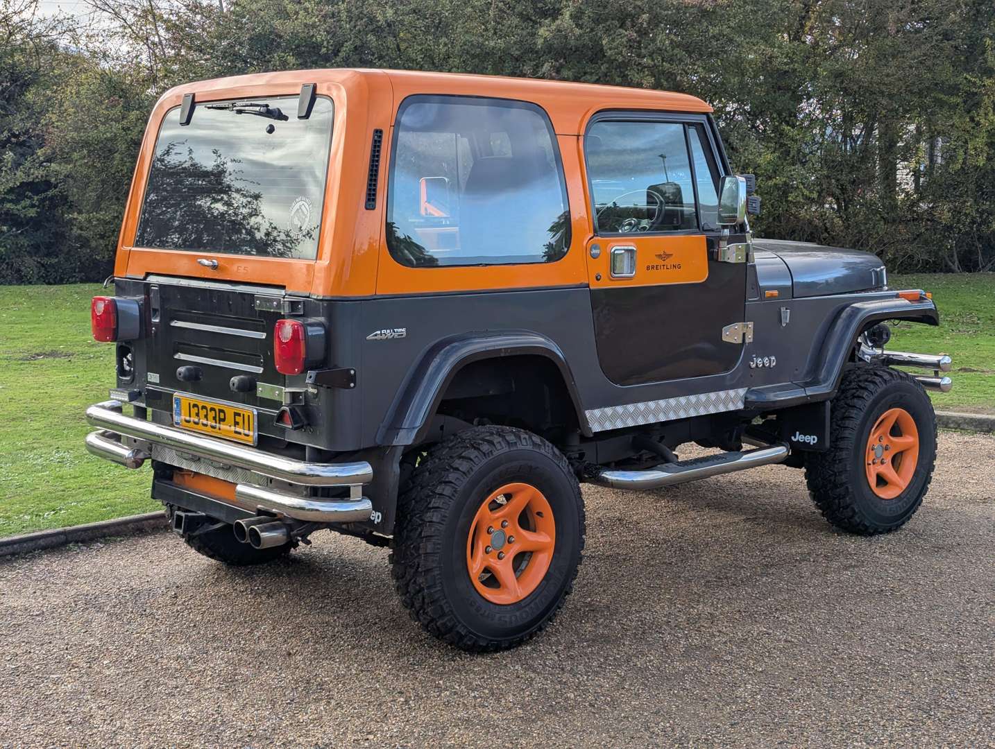 <p>1996 JEEP WRANGLER 4.0</p>