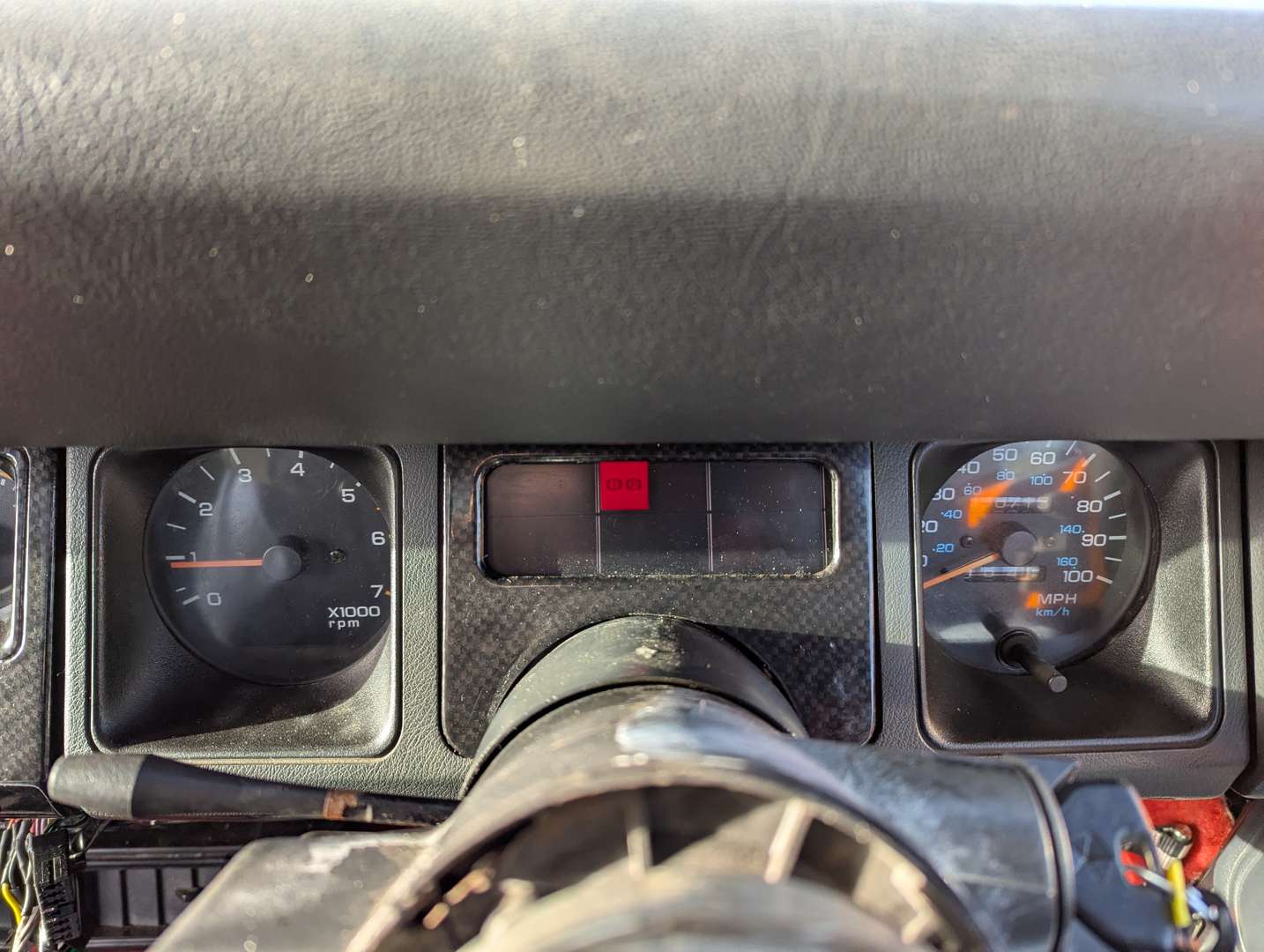 <p>1996 JEEP WRANGLER 4.0</p>