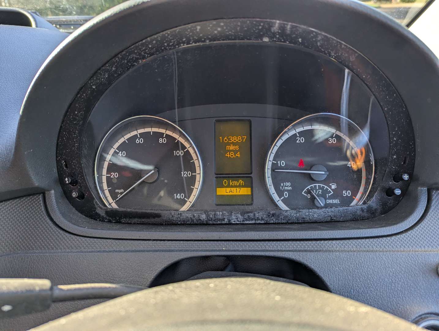 <p>2012 MERCEDES VITO</p>