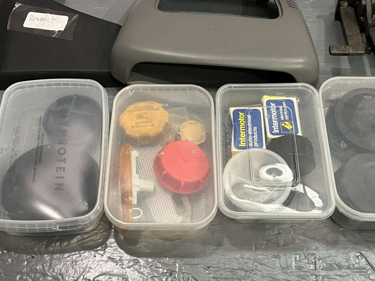 <p>Autojumblers Lot</p>